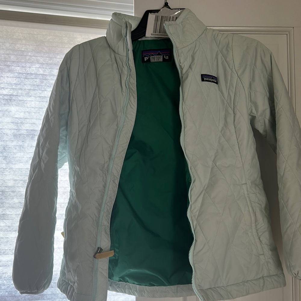 Patagonia Women's Light Green Quilted Jacket